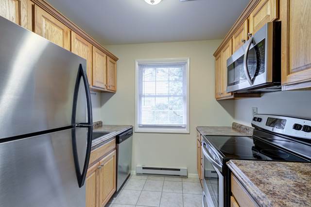 Rivercrest Apartments